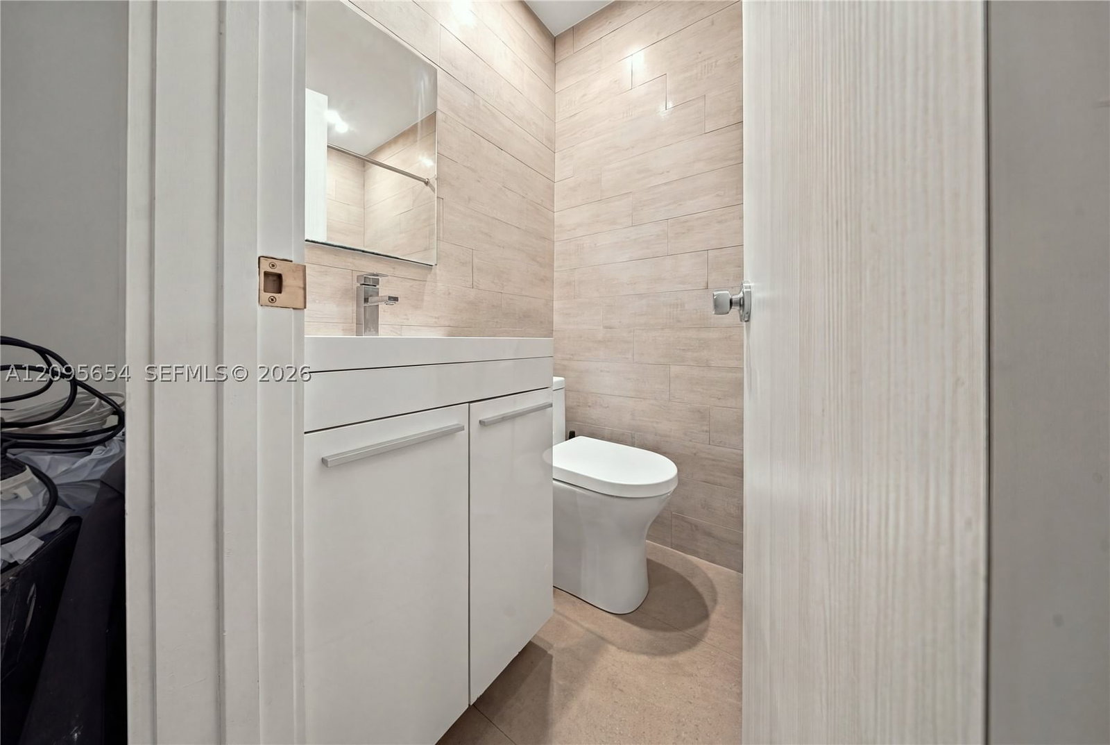 Real estate property located at 3680 Battersea Rd, Miami-dade, Pinecrest Manor 1st Addn, Miami, FL