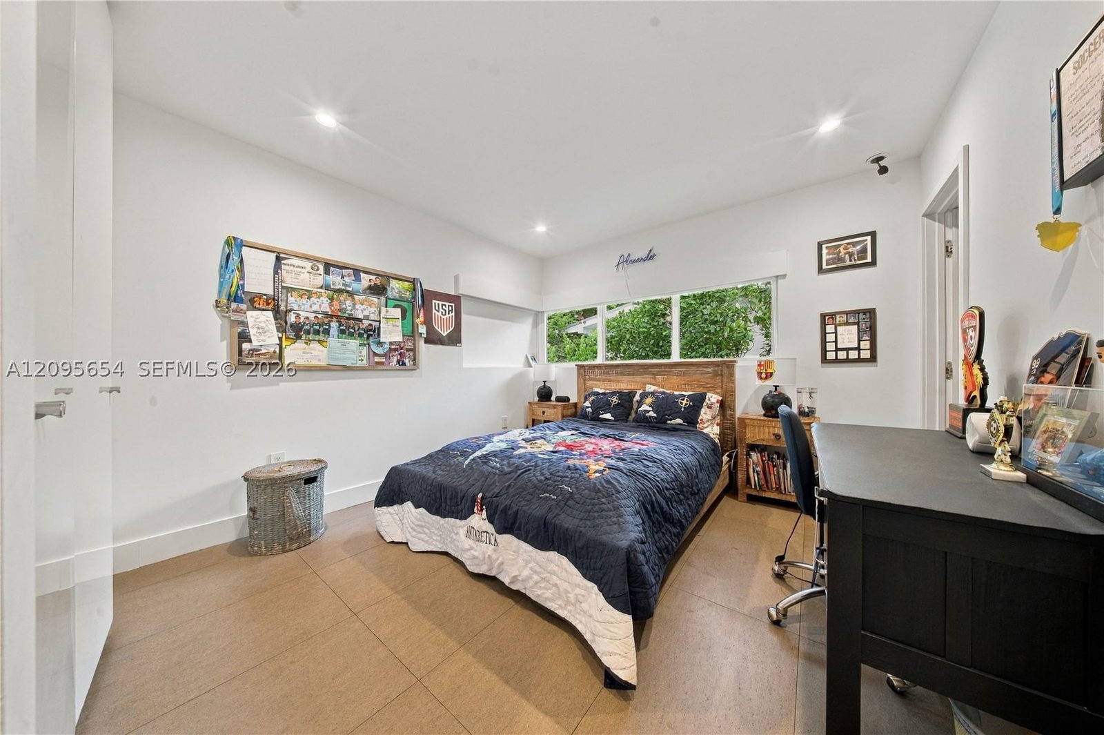 Real estate property located at 3680 Battersea Rd, Miami-dade, Pinecrest Manor 1st Addn, Miami, FL