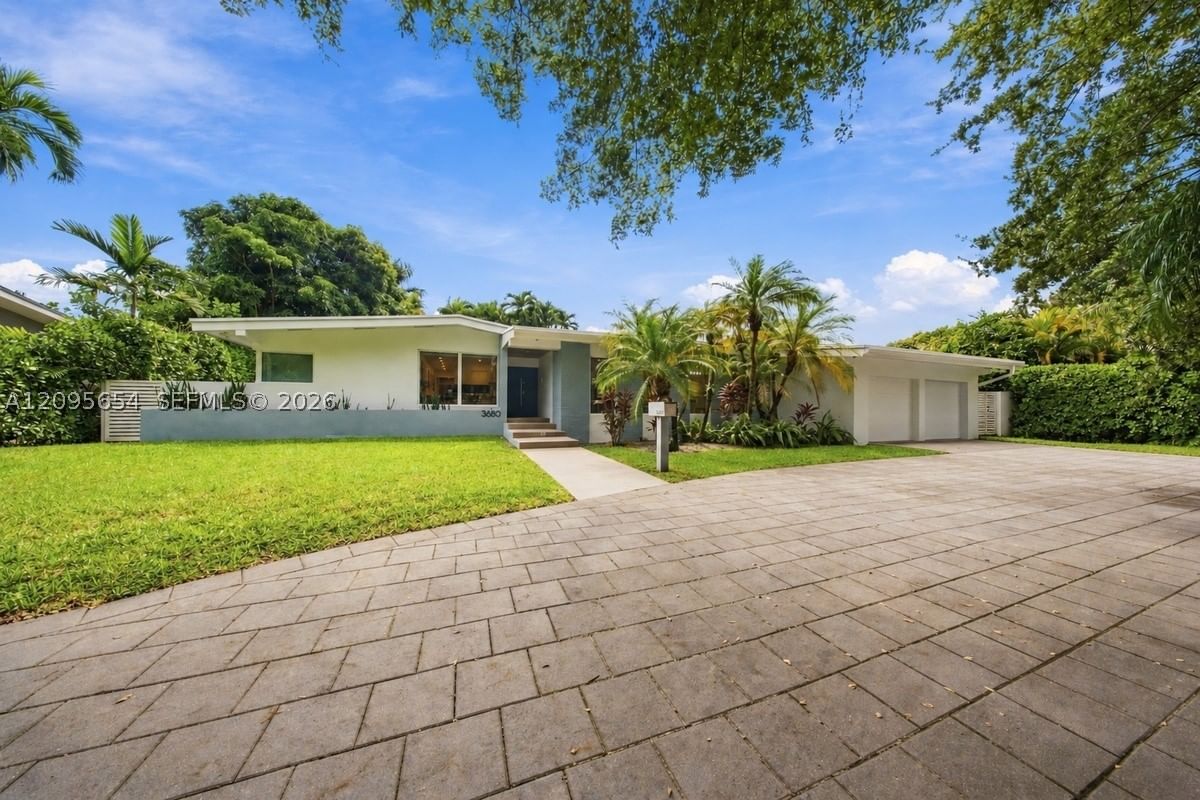 Real estate property located at 3680 Battersea Rd, Miami-dade, Pinecrest Manor 1st Addn, Miami, FL