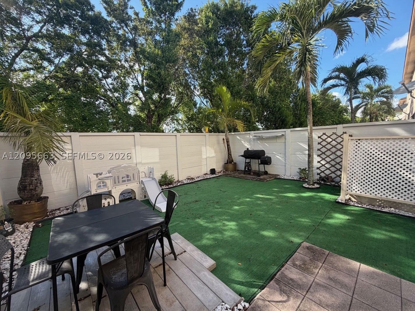 Real estate property located at 15780 91st Ct, Miami-dade, Dunnwoody Lake, Miami Lakes, FL