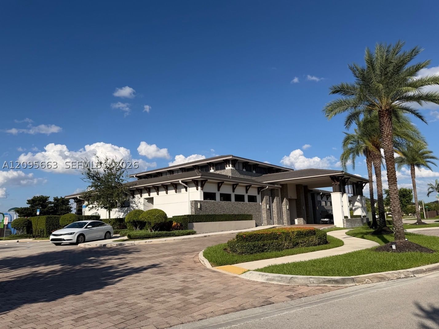 Real estate property located at 15780 91st Ct, Miami-dade, Dunnwoody Lake, Miami Lakes, FL