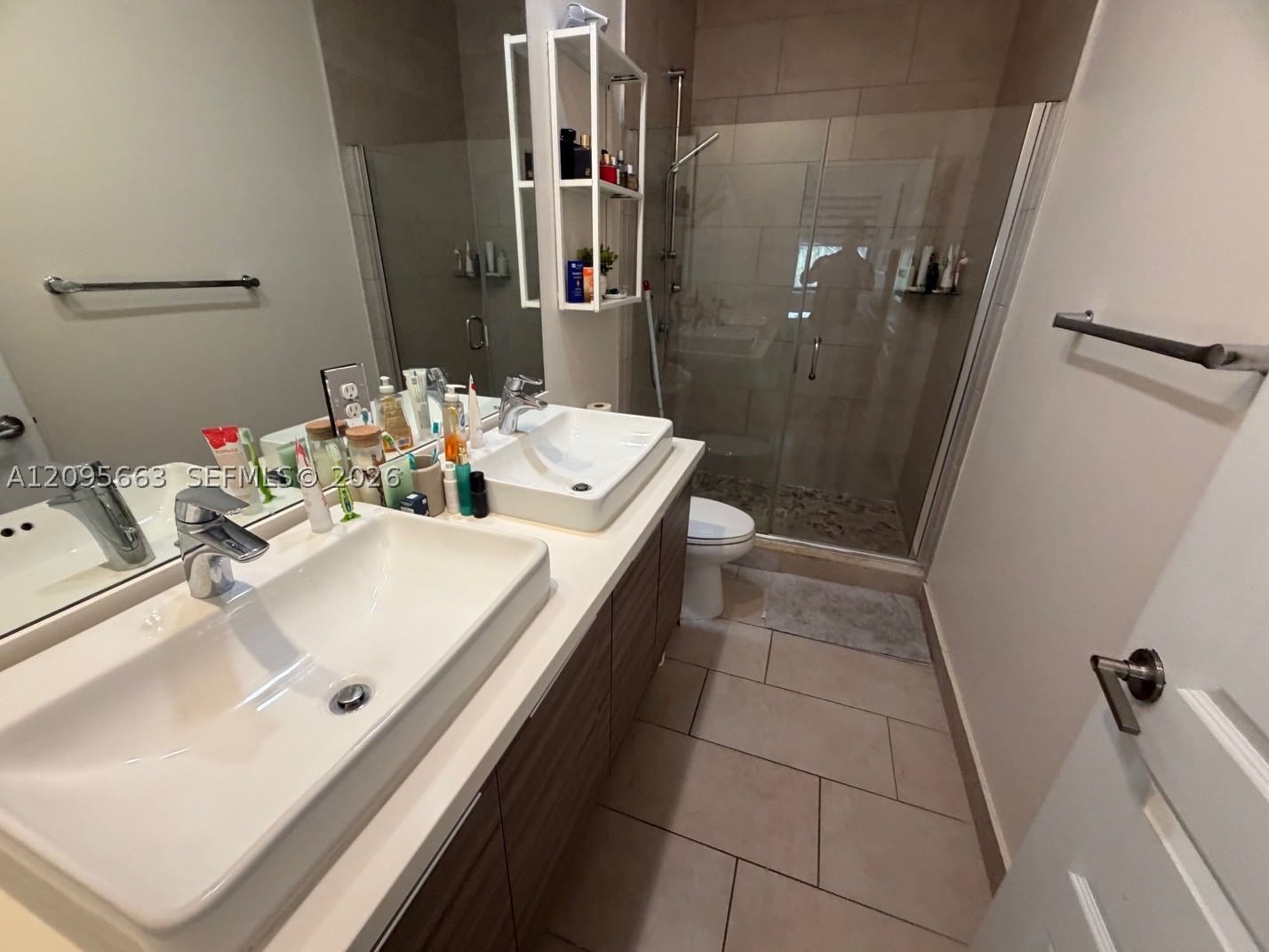 Real estate property located at 15780 91st Ct, Miami-dade, Dunnwoody Lake, Miami Lakes, FL