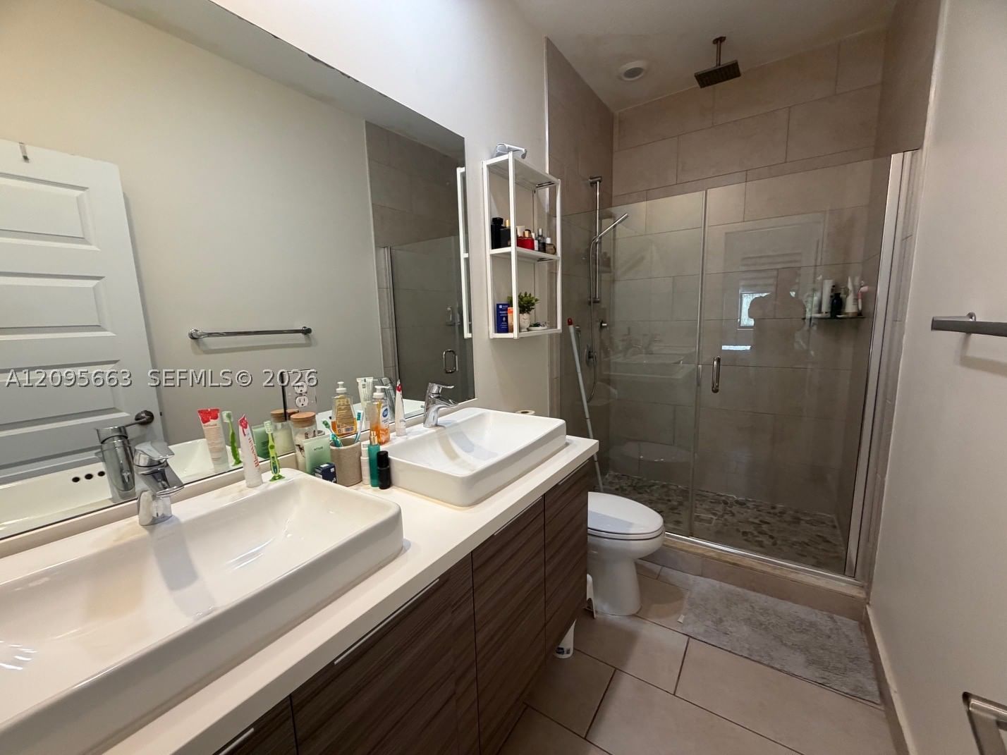 Real estate property located at 15780 91st Ct, Miami-dade, Dunnwoody Lake, Miami Lakes, FL