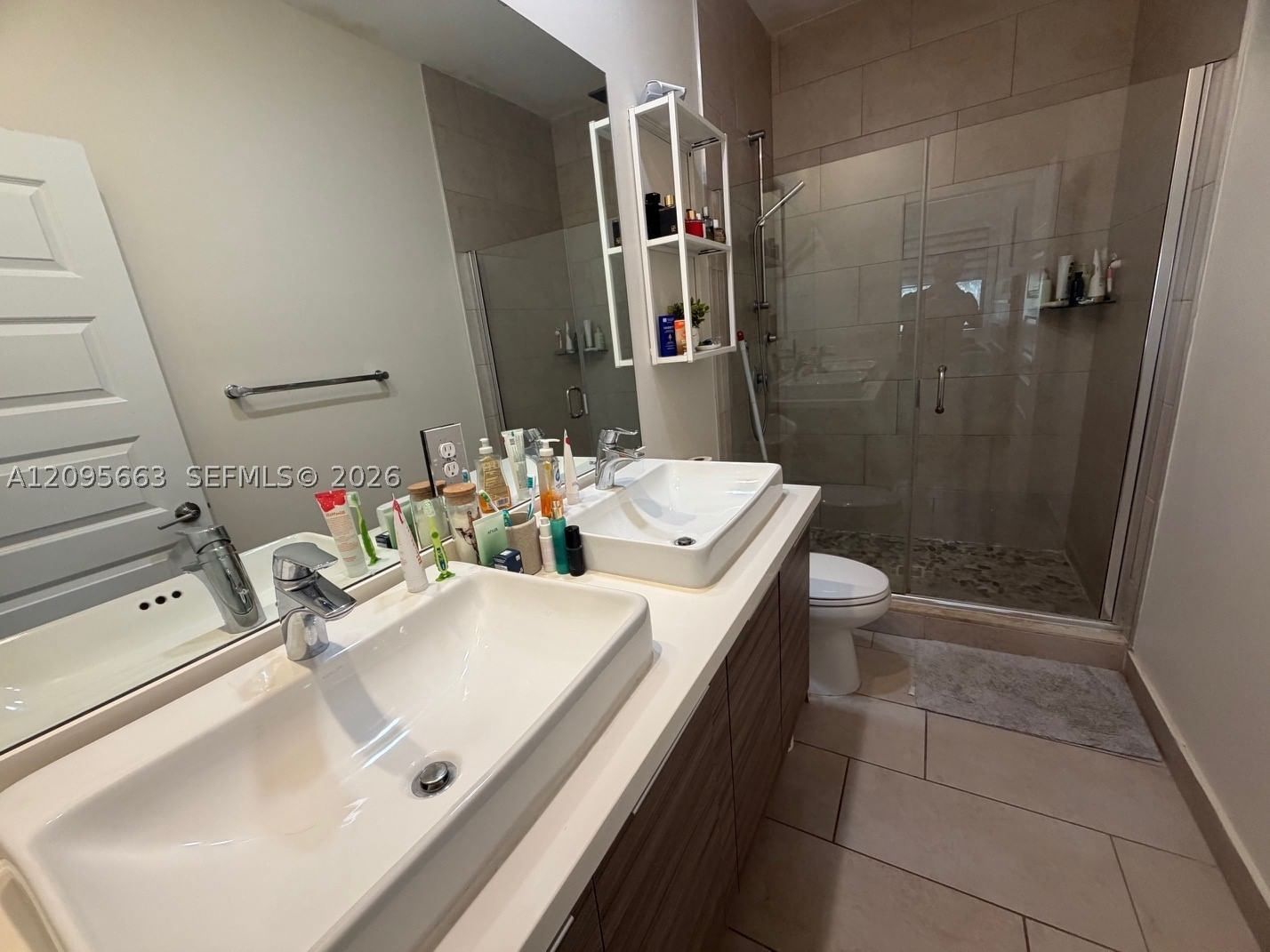 Real estate property located at 15780 91st Ct, Miami-dade, Dunnwoody Lake, Miami Lakes, FL