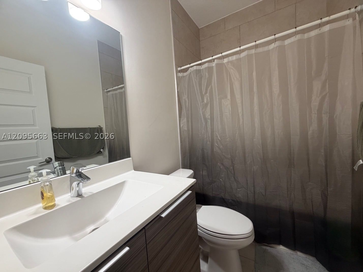 Real estate property located at 15780 91st Ct, Miami-dade, Dunnwoody Lake, Miami Lakes, FL