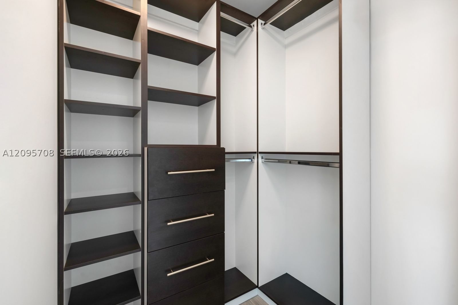 Real estate property located at 1300 Miami Ave #3502, Miami-dade, 1300 S Miami Avenue Condo, Miami, FL