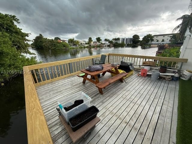 Real estate property located at 1369 69th St, Miami-dade, Lake Orleans East 1st Sec, Hialeah, FL
