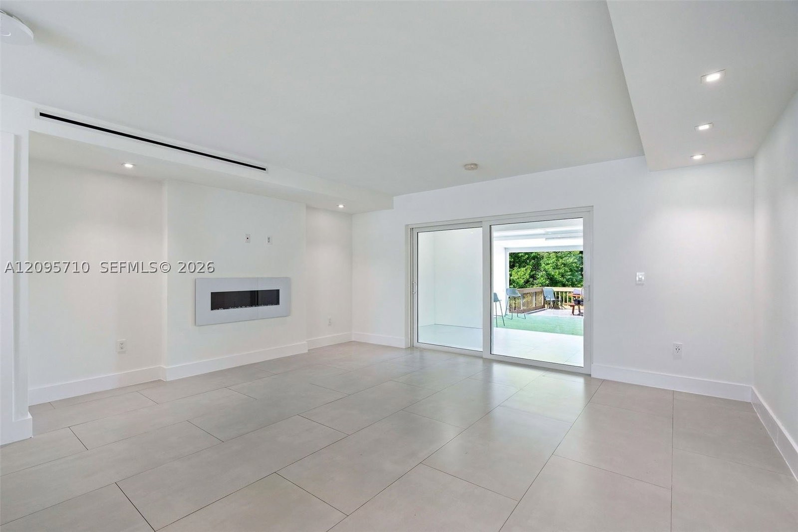 Real estate property located at 1369 69th St, Miami-dade, Lake Orleans East 1st Sec, Hialeah, FL