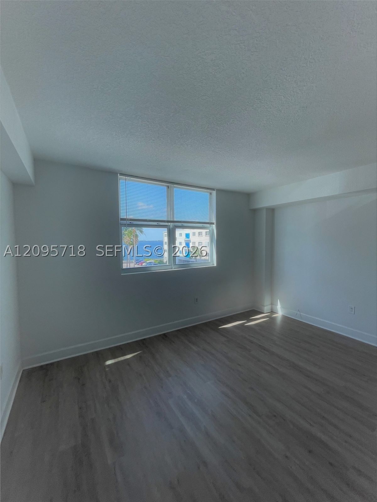 Real estate property located at 7501 Treasure Dr #3P, Miami-dade, Treasures On The Bay Ii C, North Bay Village, FL