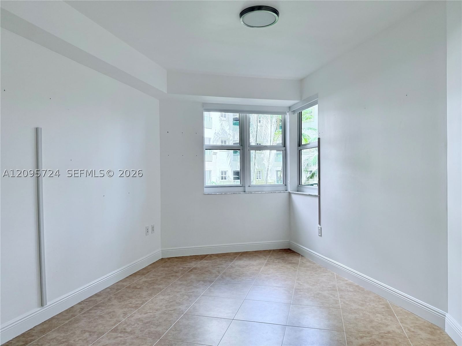 Real estate property located at 19900 Country Club Dr #216, Miami-dade, Turnberry Village So Towe, Aventura, FL
