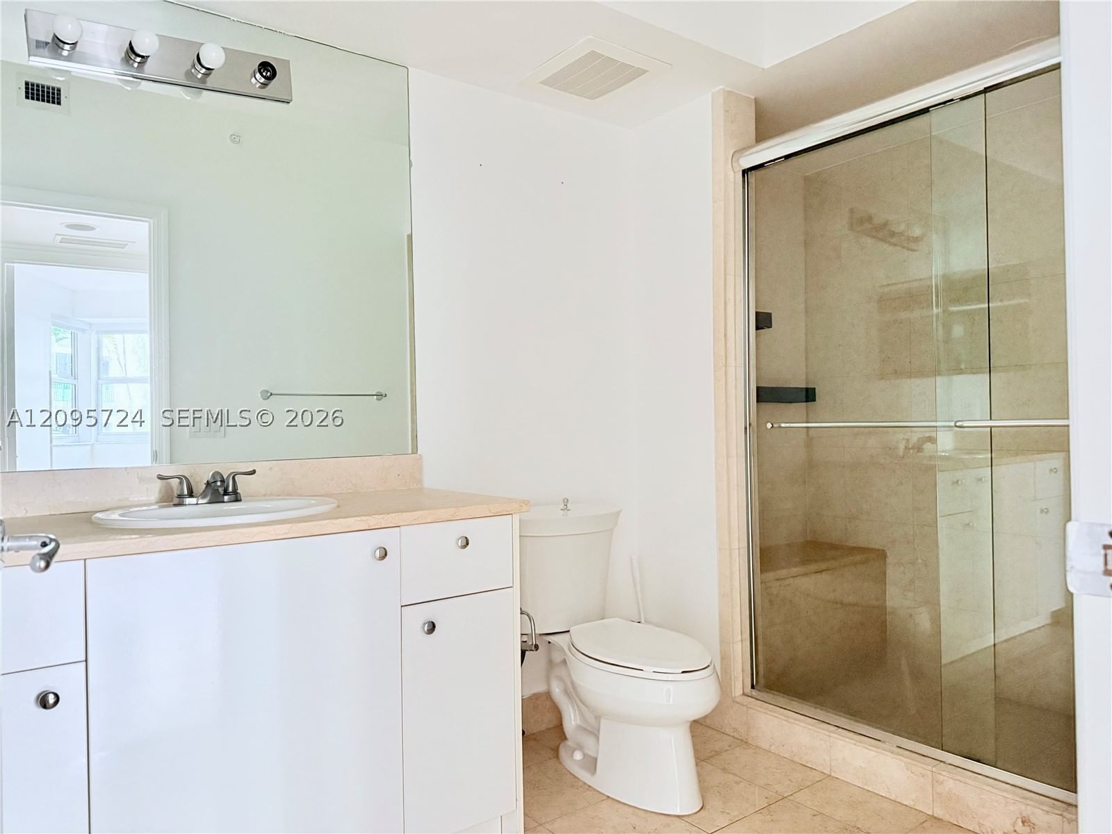 Real estate property located at 19900 Country Club Dr #216, Miami-dade, Turnberry Village So Towe, Aventura, FL