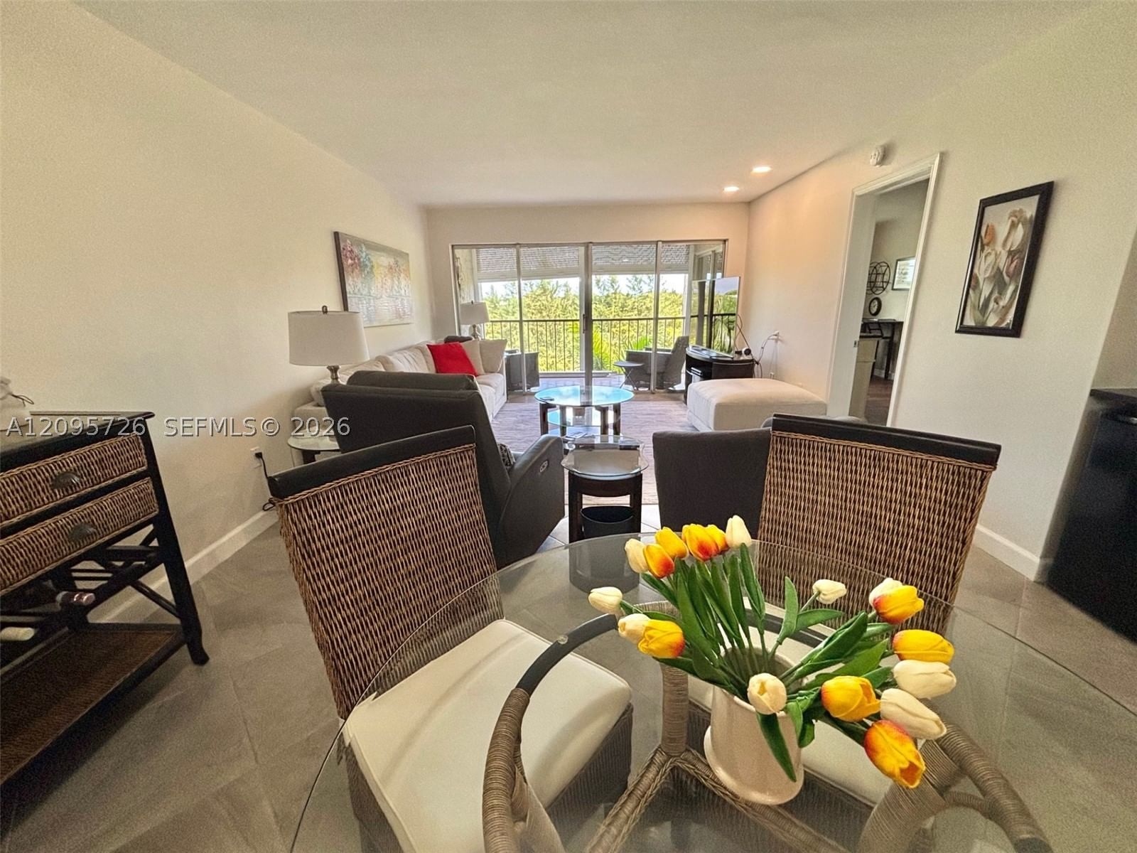 Real estate property located at 3920 Inverrary Blvd #607C, Broward, 18th Hole At Inverrary Co, Lauderhill, FL