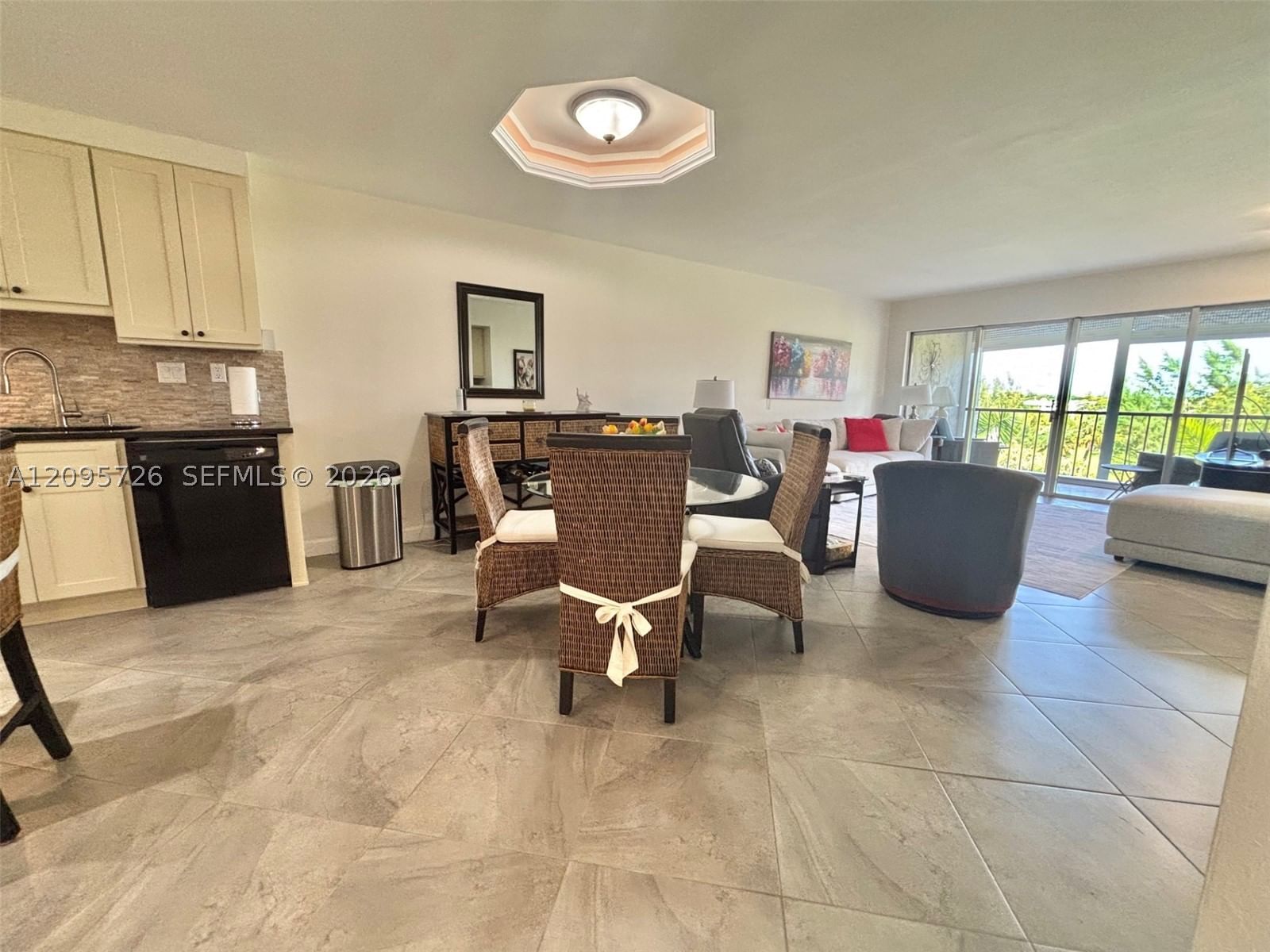 Real estate property located at 3920 Inverrary Blvd #607C, Broward, 18th Hole At Inverrary Co, Lauderhill, FL