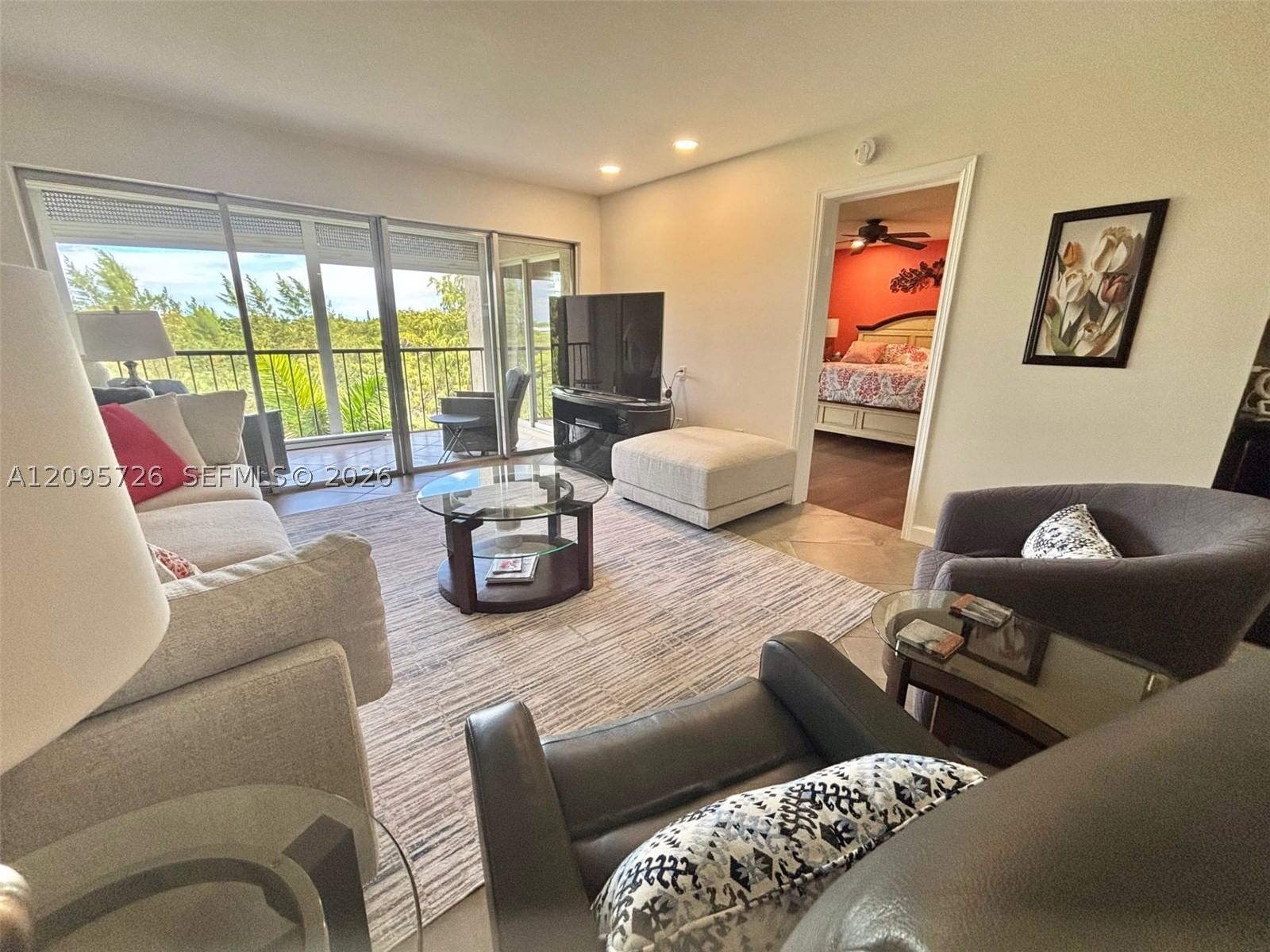 Real estate property located at 3920 Inverrary Blvd #607C, Broward, 18th Hole At Inverrary Co, Lauderhill, FL