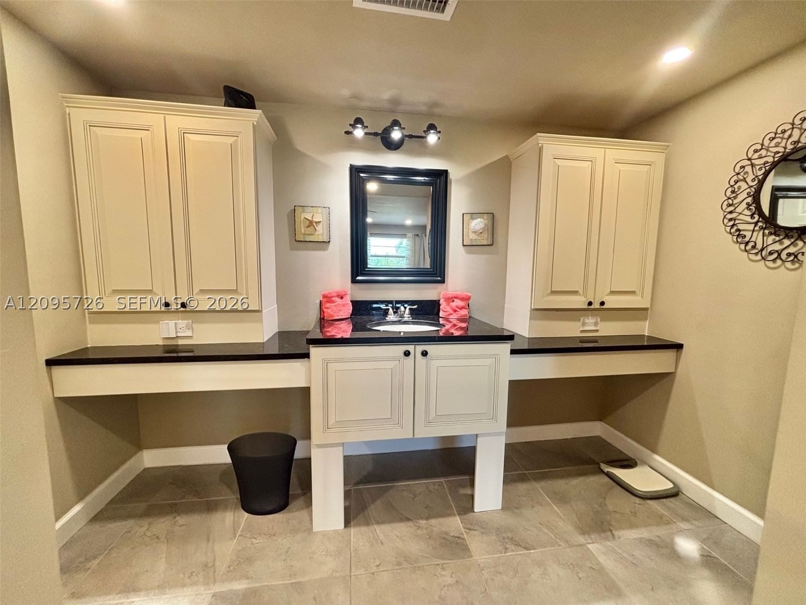 Real estate property located at 3920 Inverrary Blvd #607C, Broward, 18th Hole At Inverrary Co, Lauderhill, FL