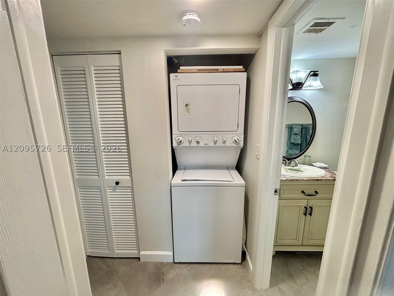 Real estate property located at 3920 Inverrary Blvd #607C, Broward, 18th Hole At Inverrary Co, Lauderhill, FL