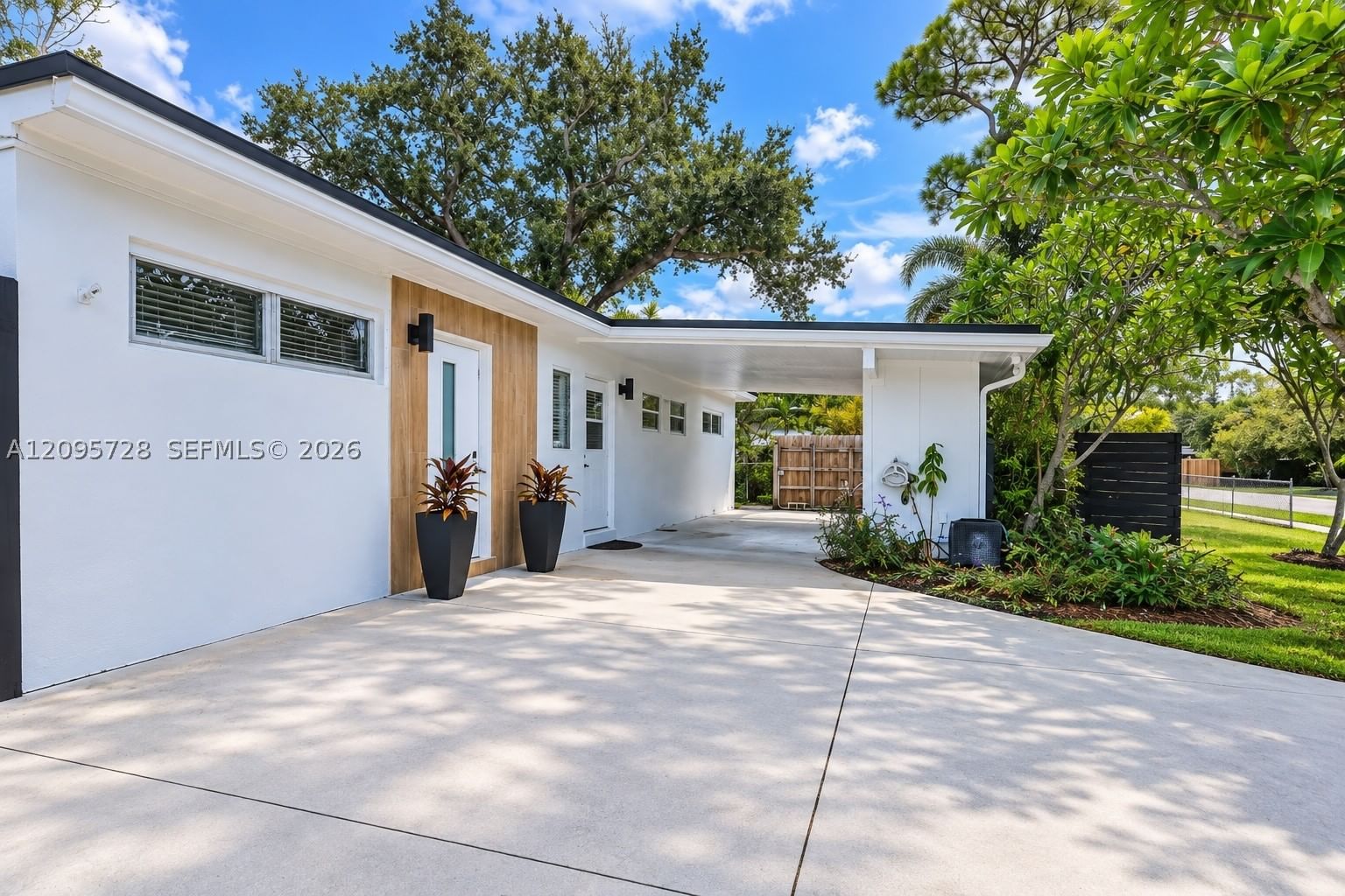 Real estate property located at 3121 15th Ct, Broward, Riverland Village Sec One, Fort Lauderdale, FL