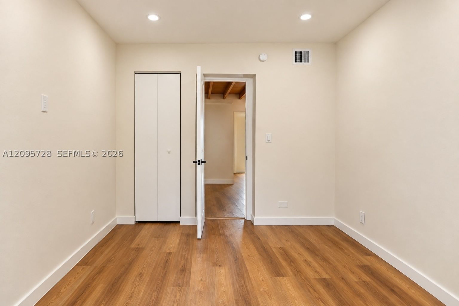 Real estate property located at 3121 15th Ct, Broward, Riverland Village Sec One, Fort Lauderdale, FL