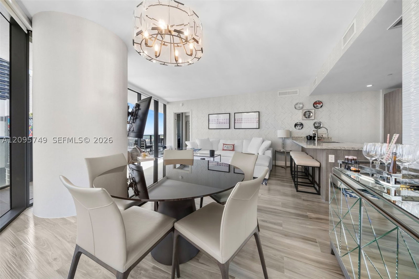 Real estate property located at 801 Miami Ave #1604, Miami-dade, 801 Sma Residences Condo, Miami, FL