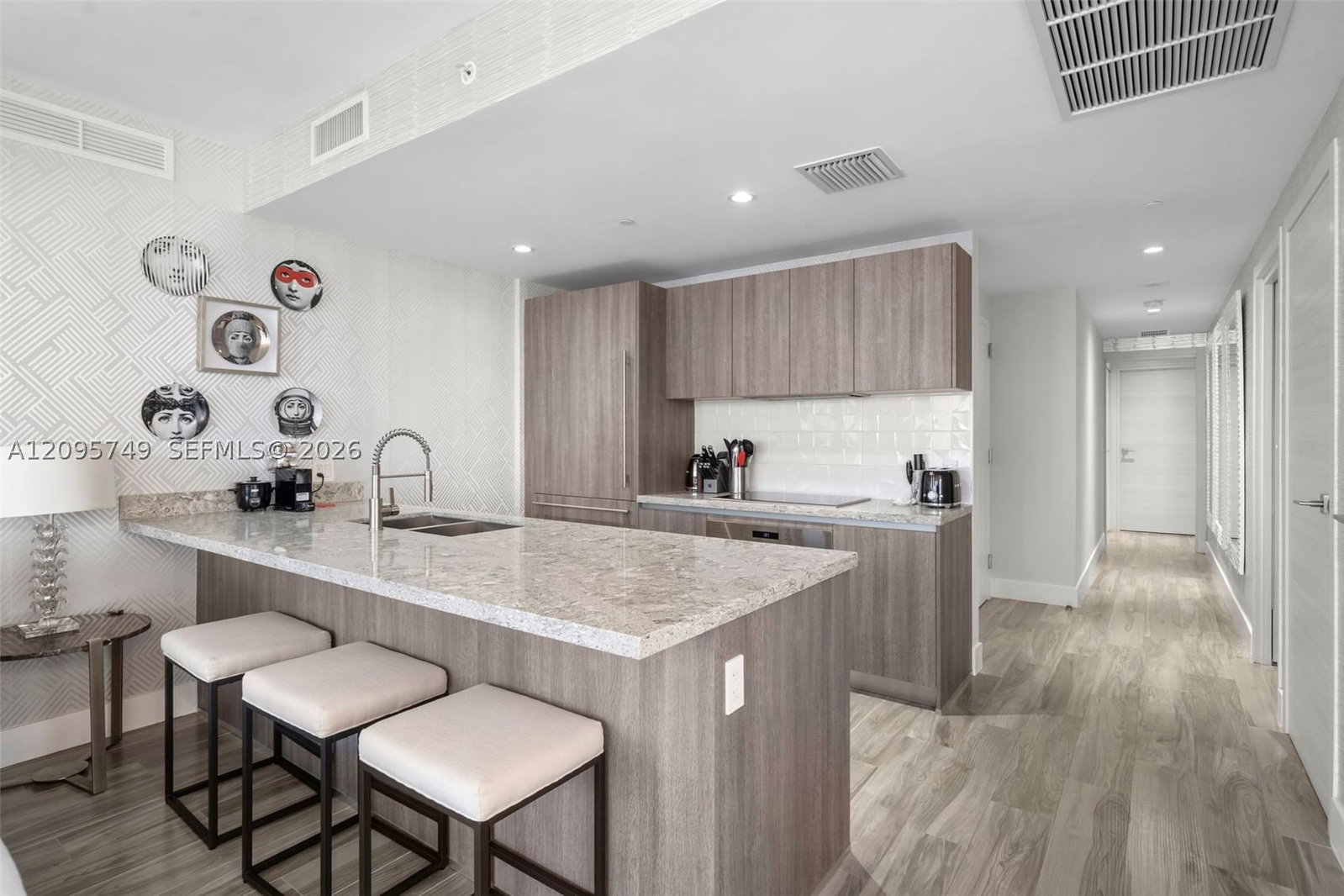 Real estate property located at 801 Miami Ave #1604, Miami-dade, 801 Sma Residences Condo, Miami, FL