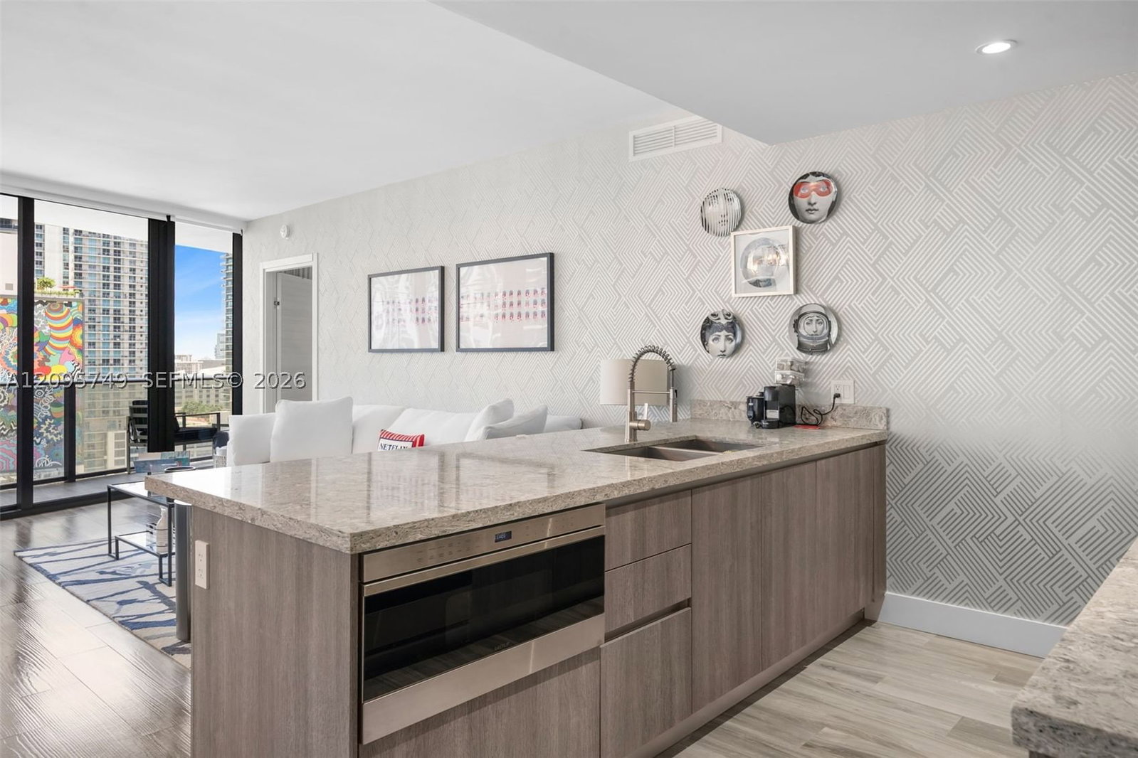 Real estate property located at 801 Miami Ave #1604, Miami-dade, 801 Sma Residences Condo, Miami, FL