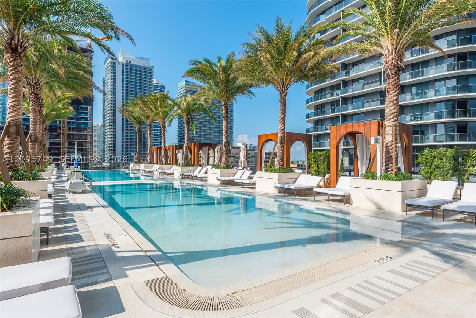 Real estate property located at 801 Miami Ave #1604, Miami-dade, 801 Sma Residences Condo, Miami, FL