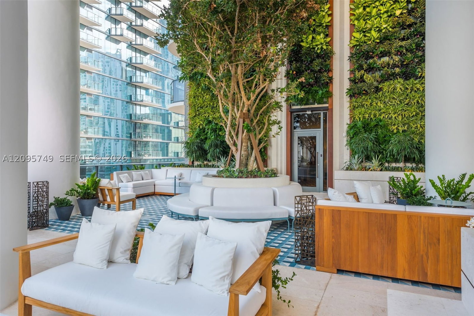Real estate property located at 801 Miami Ave #1604, Miami-dade, 801 Sma Residences Condo, Miami, FL