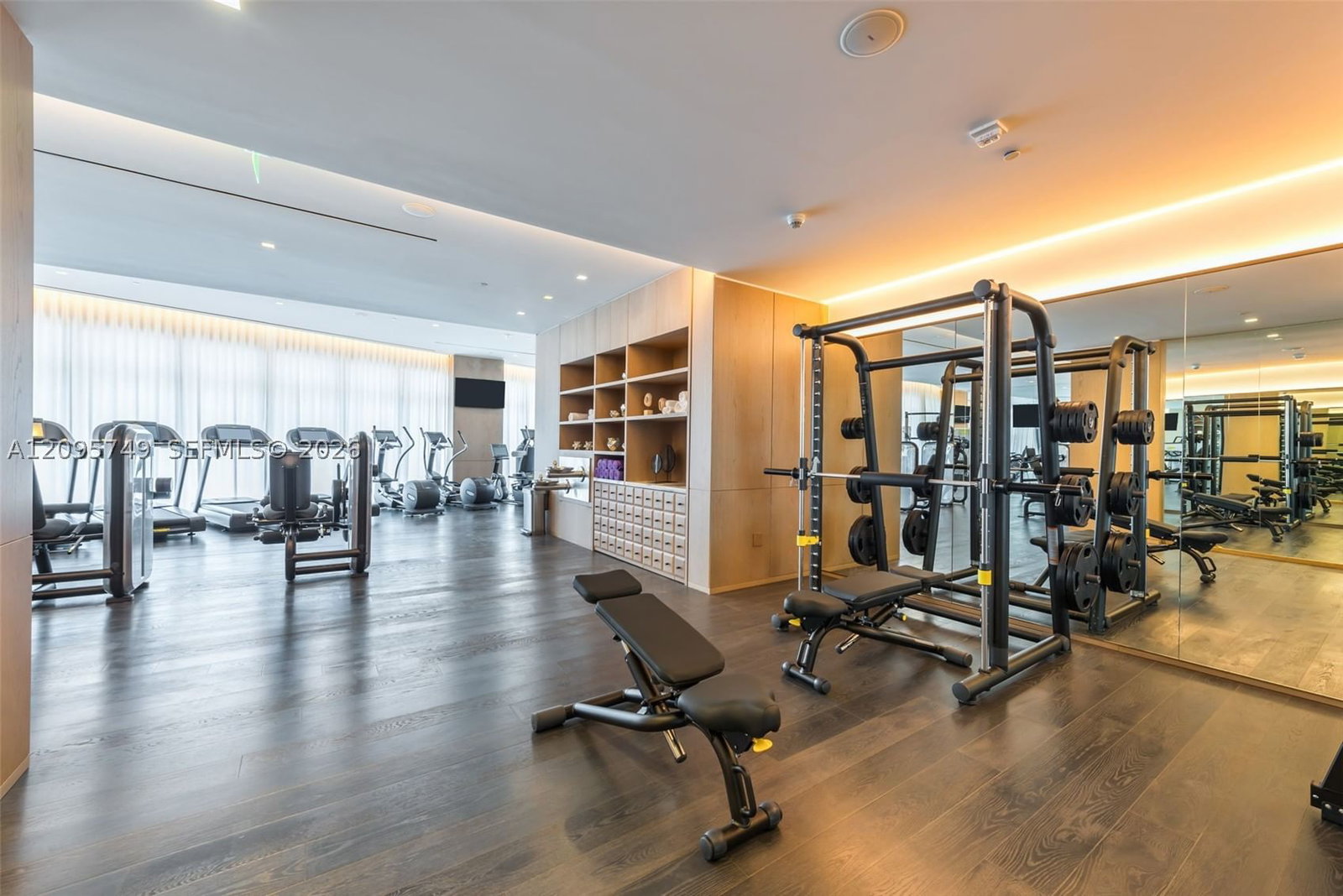 Real estate property located at 801 Miami Ave #1604, Miami-dade, 801 Sma Residences Condo, Miami, FL