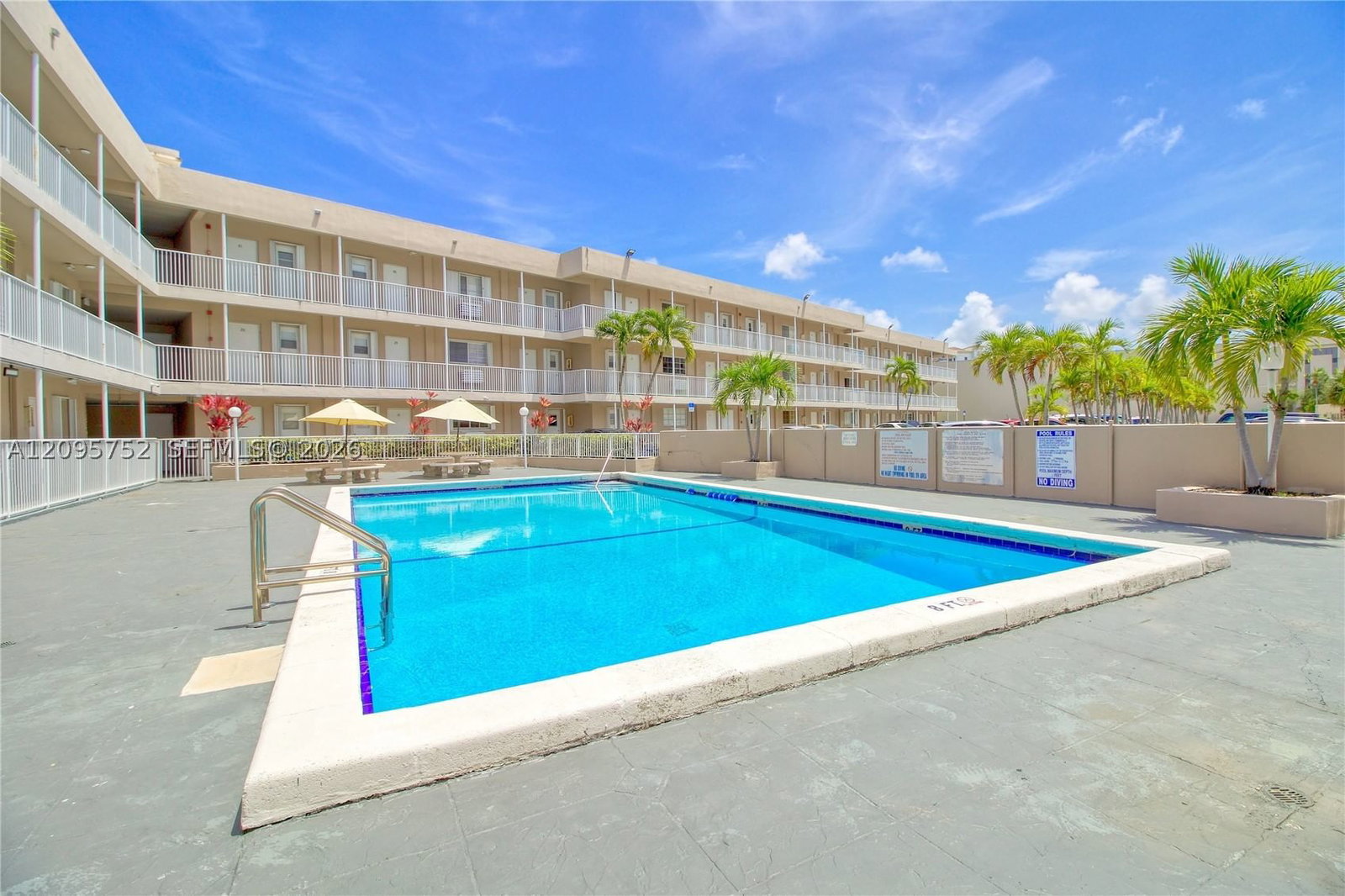 Real estate property located at 6580 Santona St A37, Miami-dade, Santona Condo, Coral Gables, FL
