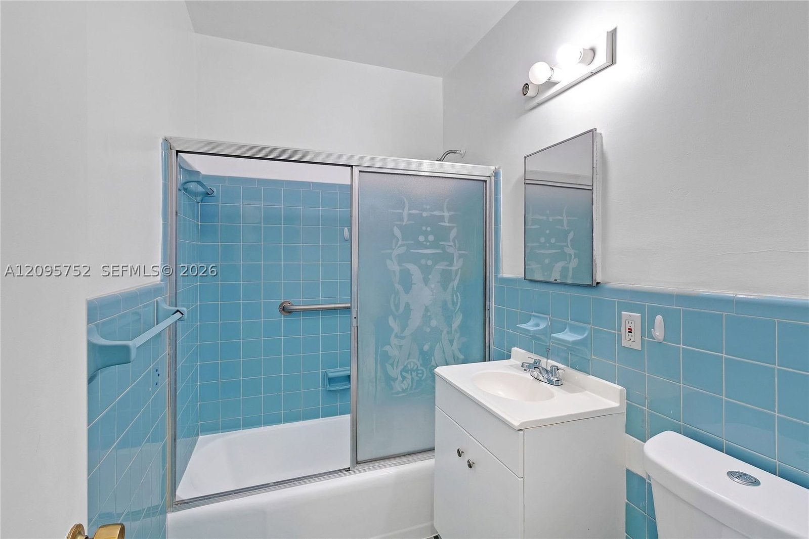 Real estate property located at 6580 Santona St A37, Miami-dade, Santona Condo, Coral Gables, FL