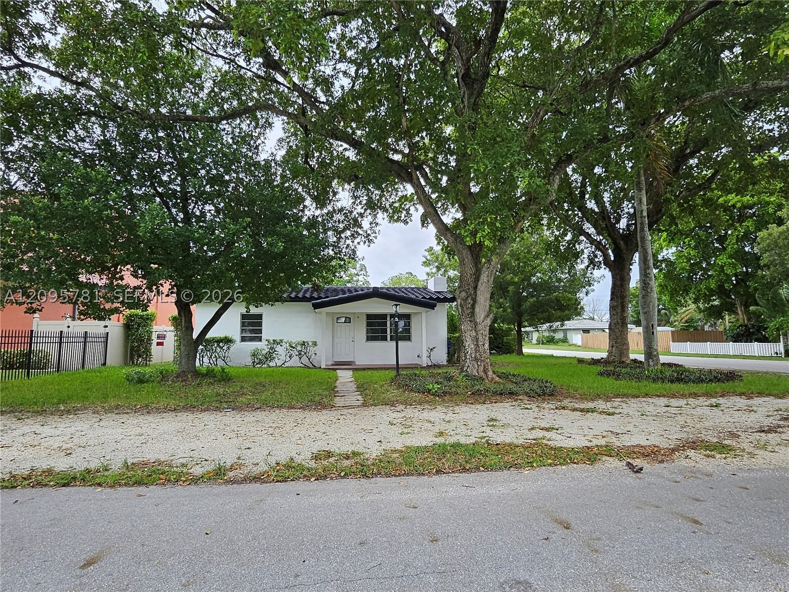 Real estate property located at 700 7th St, Broward, East Haven, Pompano Beach, FL