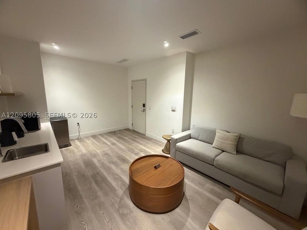 Real estate property located at 229 9th St #508, Miami-dade, Smart Brickell, Miami, FL
