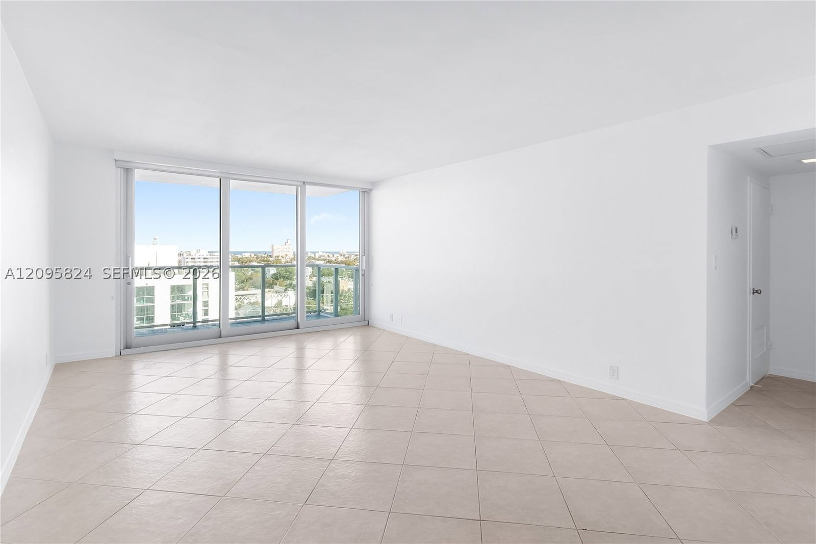 Real estate property located at 1000 West Ave #1008, Miami-dade, Mirador 1000 Condo, Miami Beach, FL