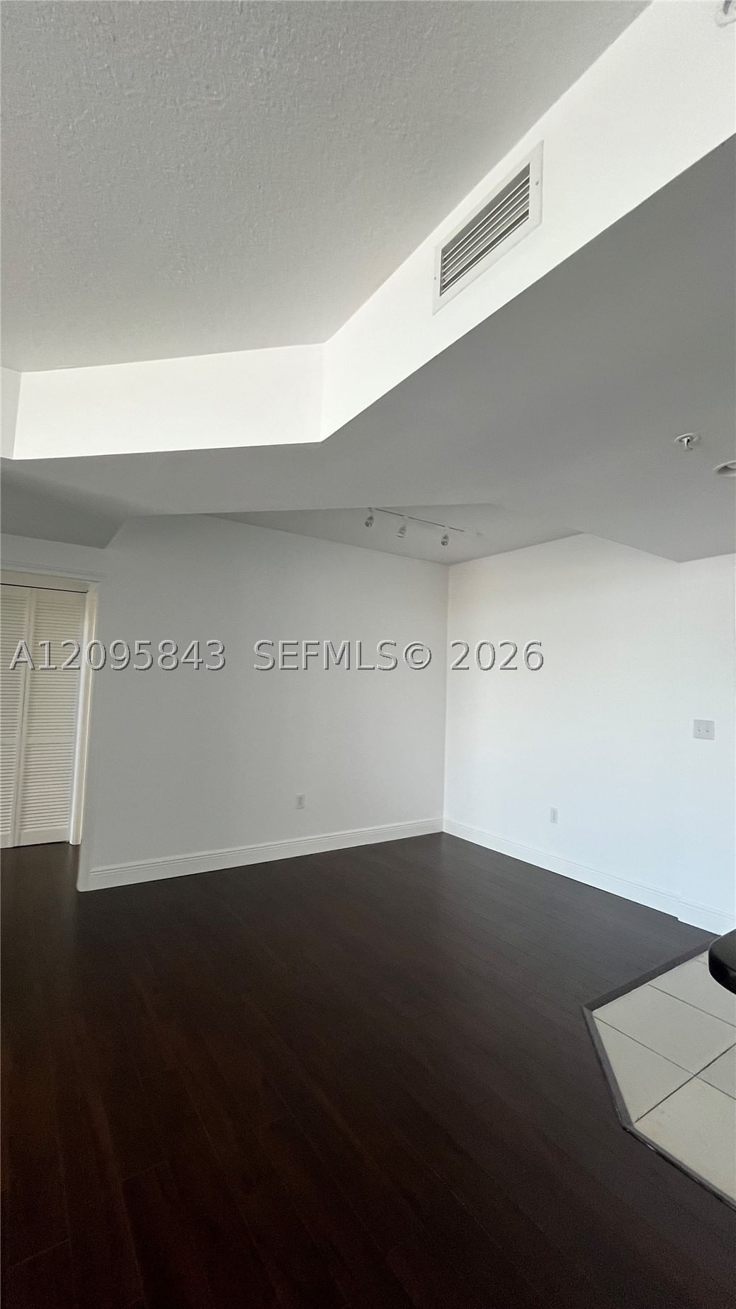 Real estate property located at 18800 29th Ave #1023, Miami-dade, Venture At Aventura East, Aventura, FL