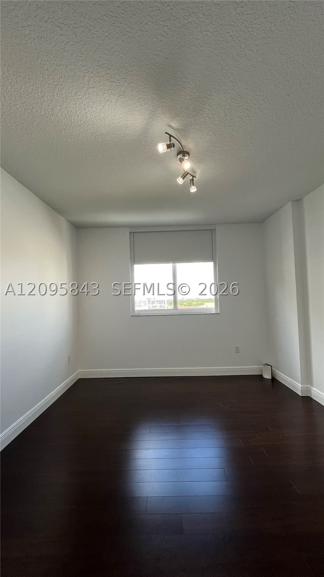 Real estate property located at 18800 29th Ave #1023, Miami-dade, Venture At Aventura East, Aventura, FL