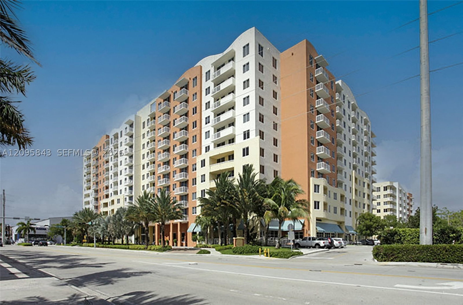 Real estate property located at 18800 29th Ave #1023, Miami-dade, Venture At Aventura East, Aventura, FL