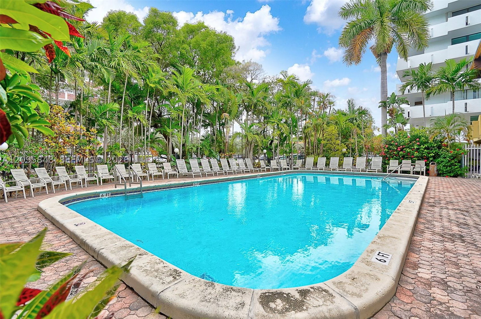 Real estate property located at 3545 166th St #304, Miami-dade, Coral Isle West Condo, North Miami Beach, FL