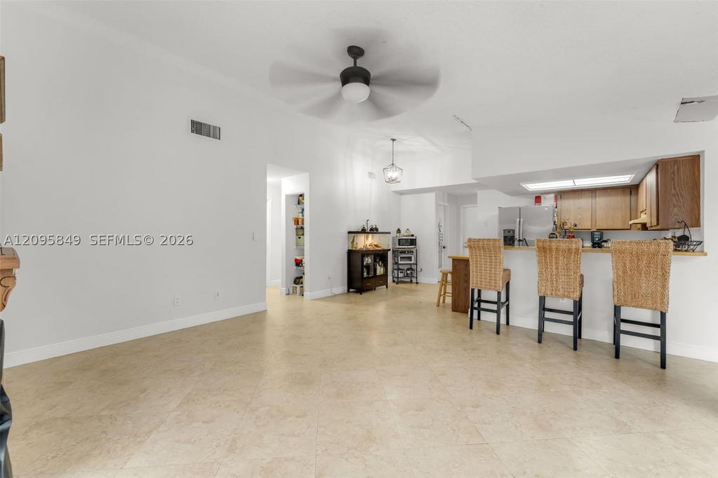 Real estate property located at 13711 108th St, Miami-dade, Caravel At Calusa, Miami, FL