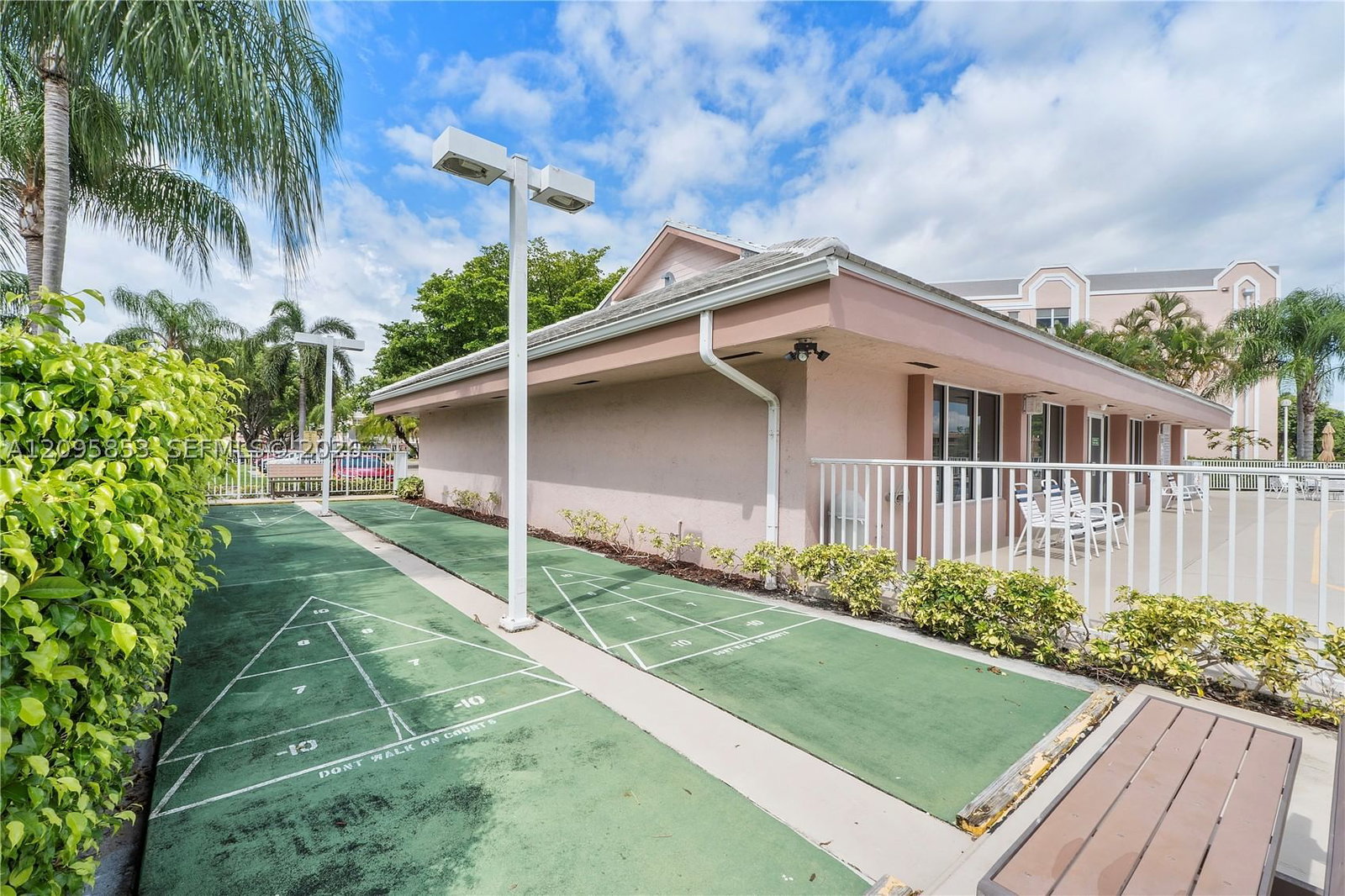 Real estate property located at 2580 103rd Ave #203, Broward, Sunrise Lakes 192 Condo, Sunrise, FL