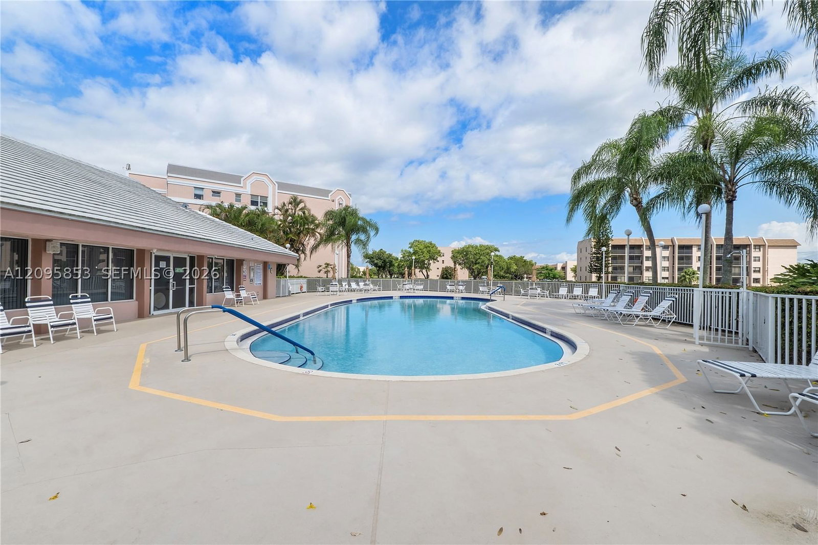 Real estate property located at 2580 103rd Ave #203, Broward, Sunrise Lakes 192 Condo, Sunrise, FL