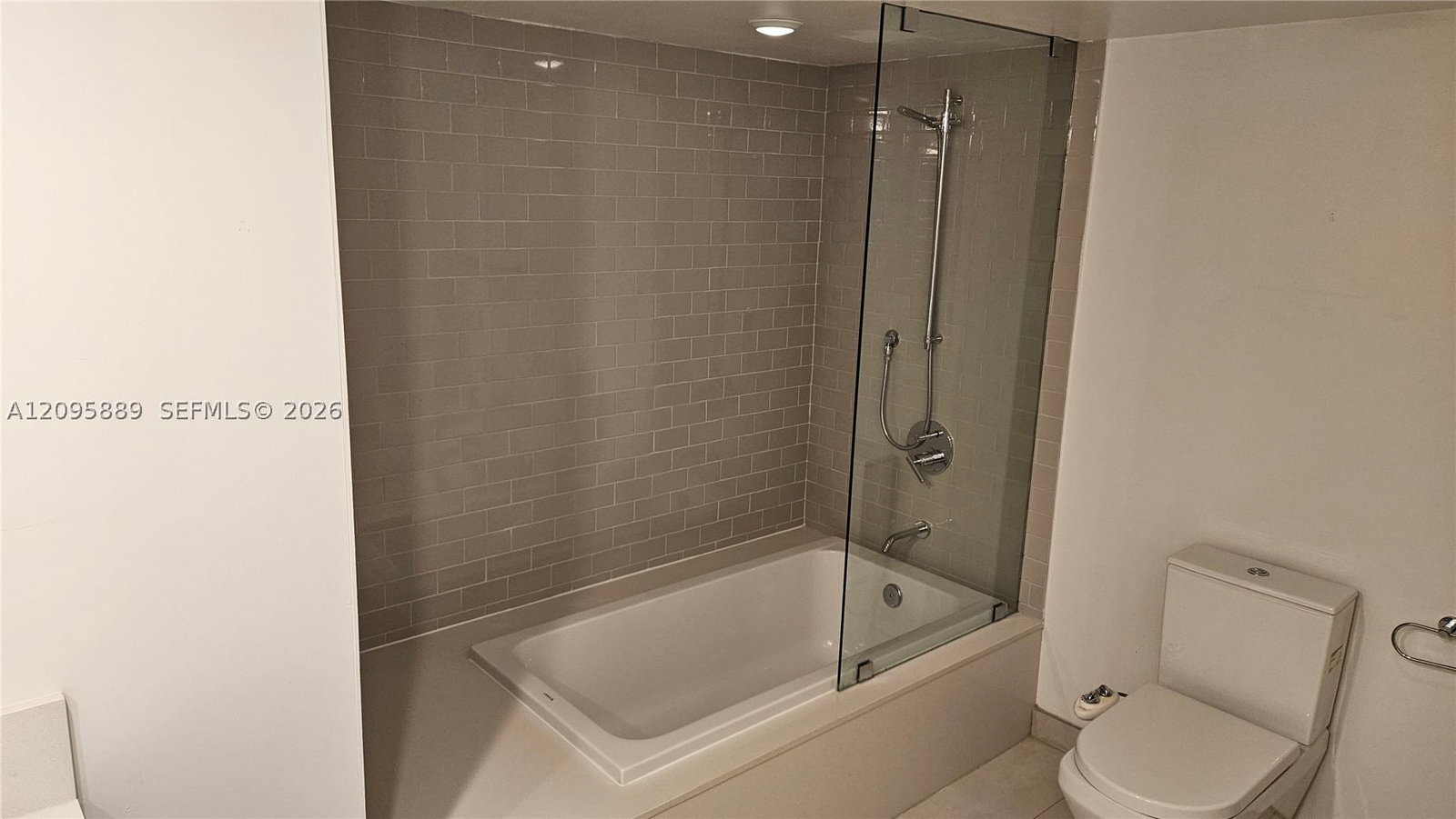 Real estate property located at 1025 92nd St #804, Miami-dade, Bay Harbor Club Condo, Bay Harbor Islands, FL