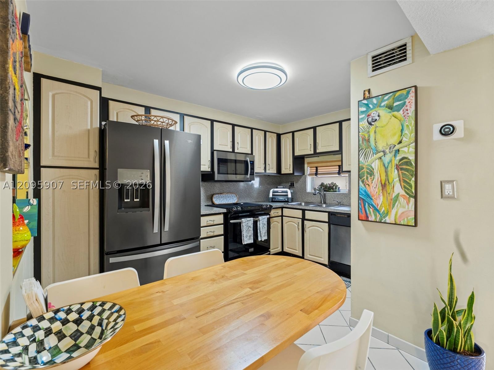 Real estate property located at 9820 Hollybrook Lake Dr #208, Broward, Hollybrook Golf And, Pembroke Pines, FL