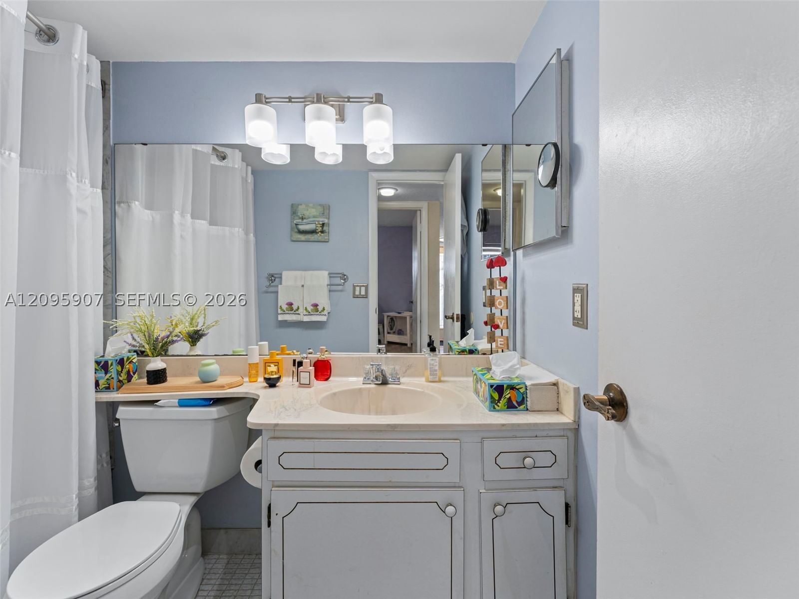 Real estate property located at 9820 Hollybrook Lake Dr #208, Broward, Hollybrook Golf And, Pembroke Pines, FL