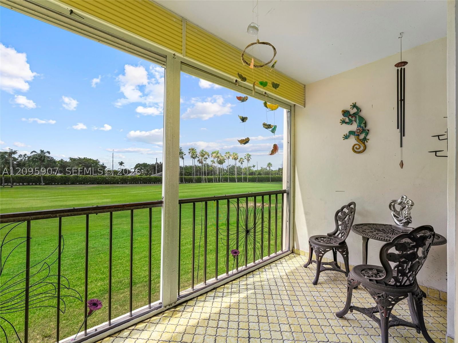 Real estate property located at 9820 Hollybrook Lake Dr #208, Broward, Hollybrook Golf And, Pembroke Pines, FL