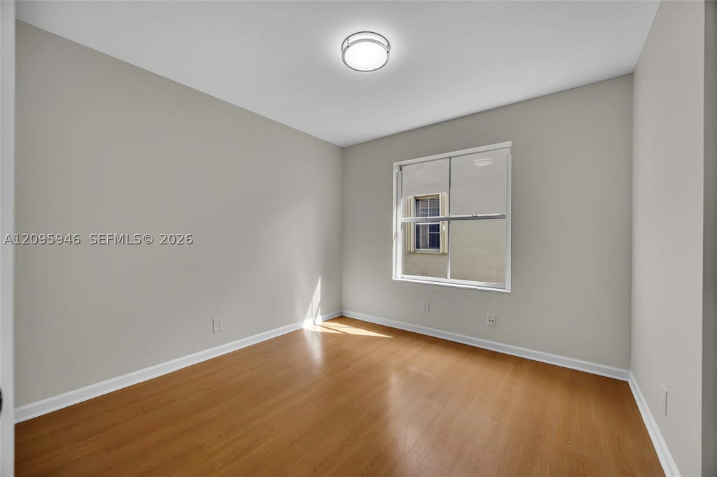 Real estate property located at 815 Falling Water Rd, Broward, Sector 4 North, Weston, FL