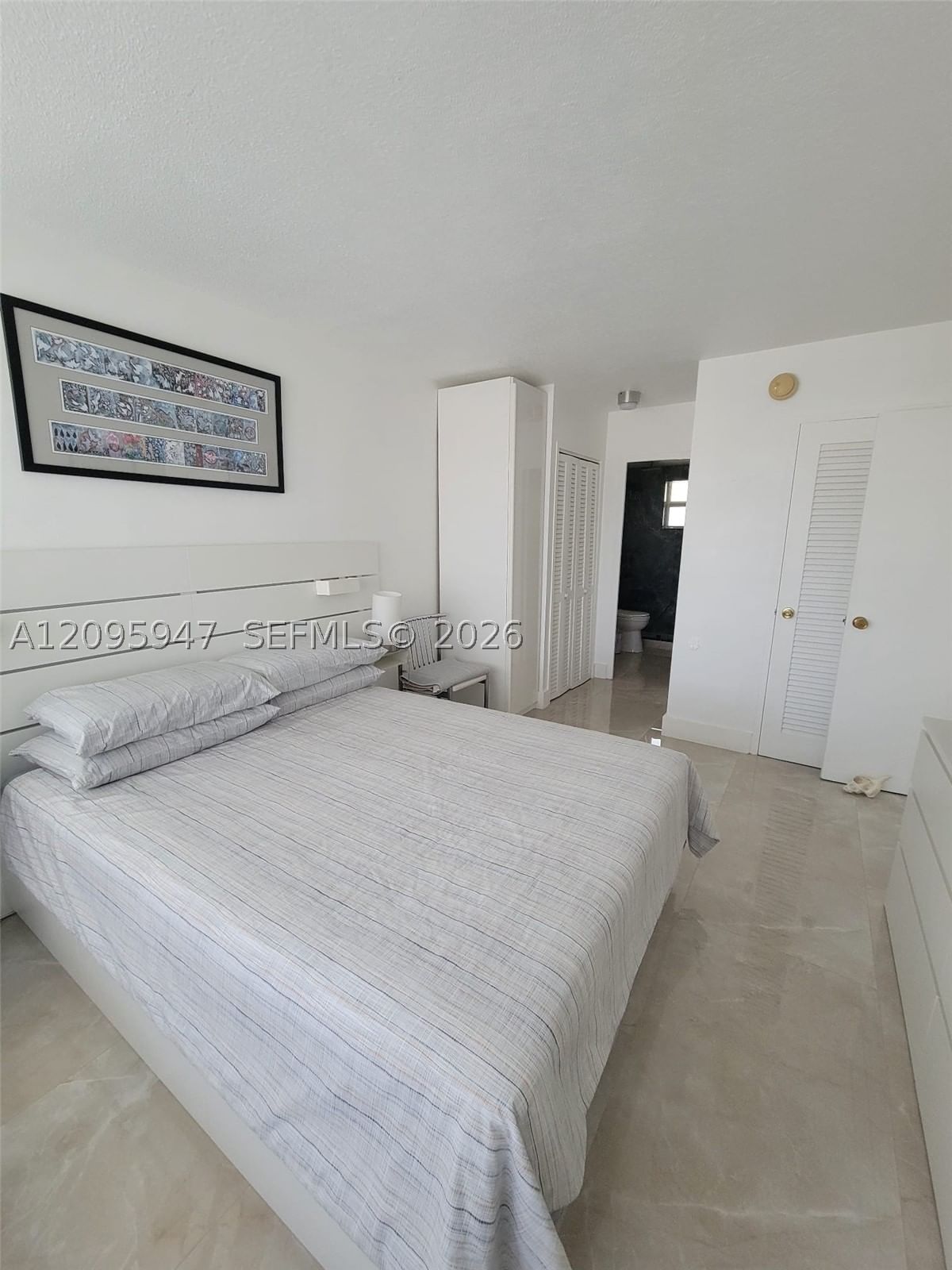 Real estate property located at 220 Kings Point Dr #606, Miami-dade, Kings Point Imperial Cond, Sunny Isles Beach, FL