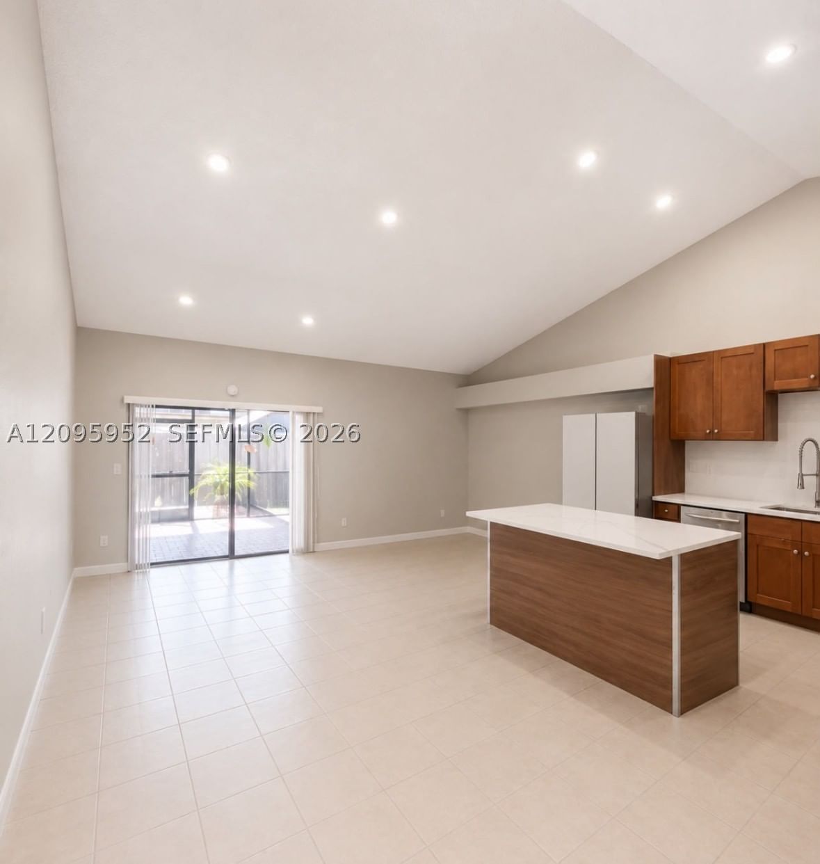 Real estate property located at 7466 34th St, Broward, Inverrary 32 Sec Three, Lauderhill, FL