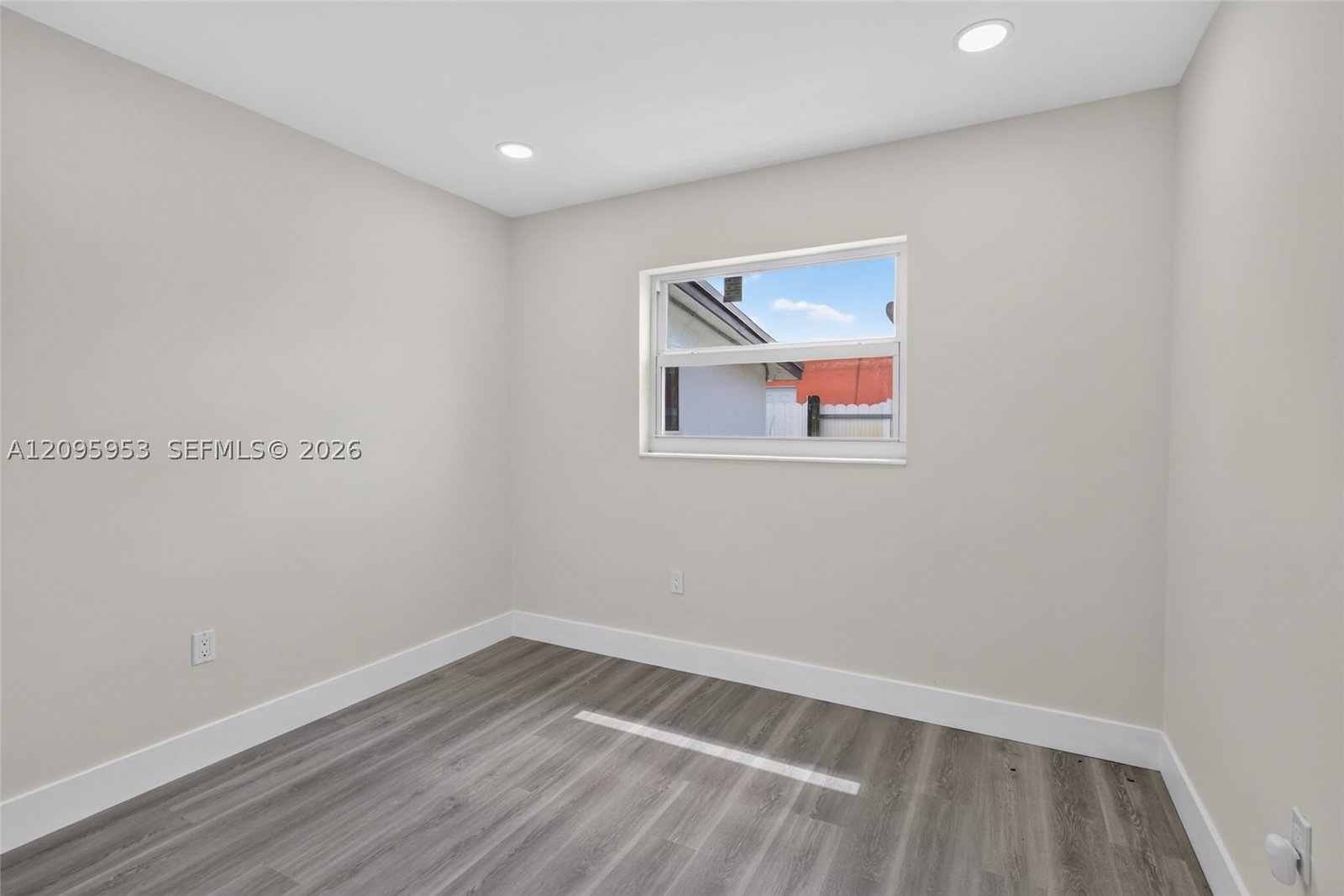 Real estate property located at 320 70th Ter, Broward, Boulevard Heights Sec 7, Hollywood, FL