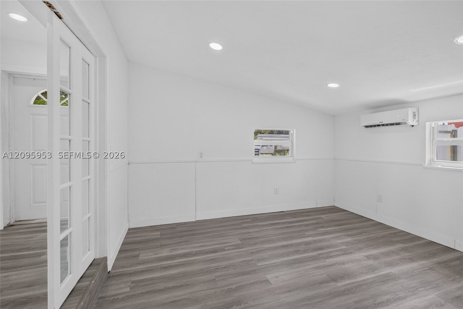 Real estate property located at 320 70th Ter, Broward, Boulevard Heights Sec 7, Hollywood, FL