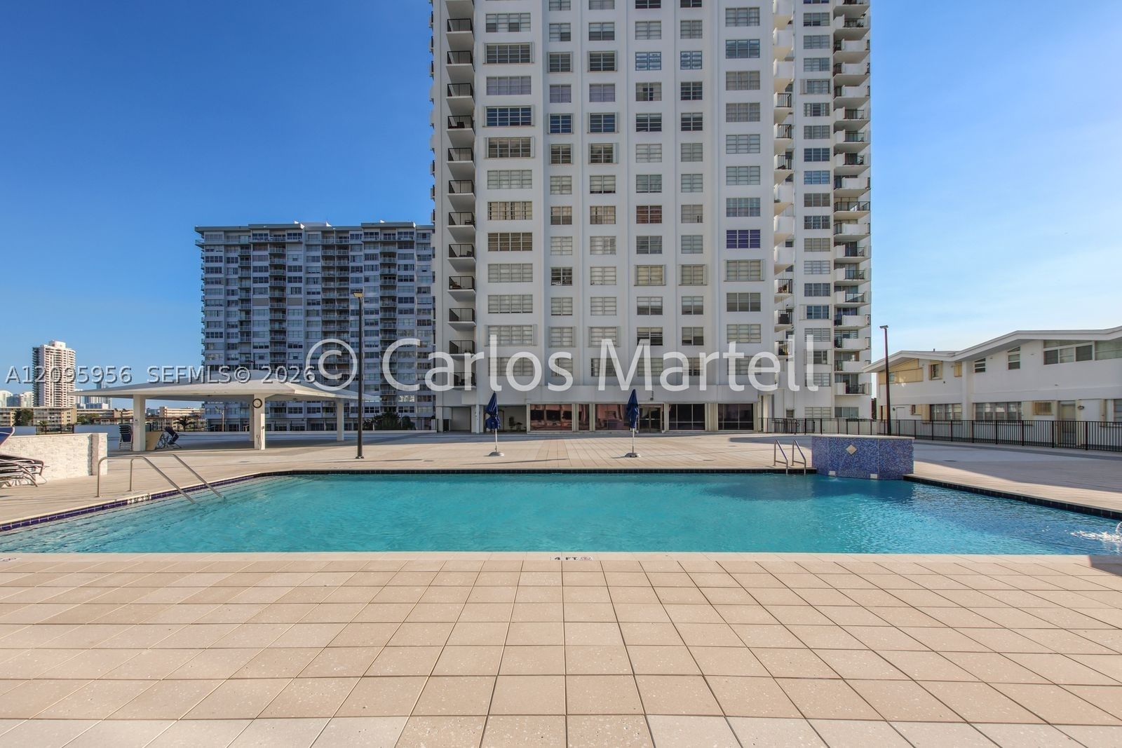 Real estate property located at 2780 183rd St #1207, Miami-dade, Commodore Plaza Condo, Aventura, FL